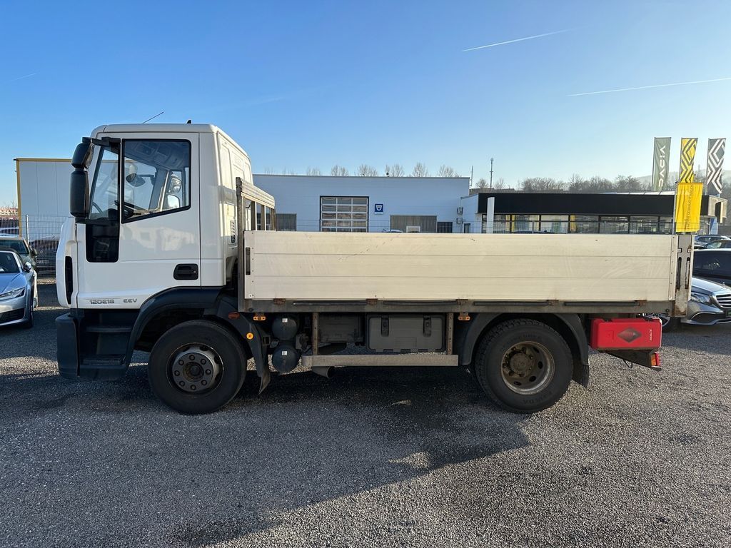 2015 IVECO EUROCARGO Truck 4x2 Pickup Diesel Duty Engine Van Gross Wheel Color Vehicle Transmission HUB