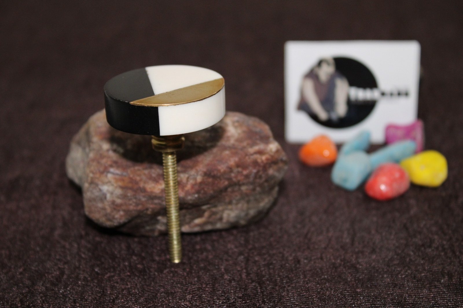 Tradnary & White Resin Knob with Brass Latest Design Black Furniture Handle & Knob Modern Strip in Round Shape Style#23