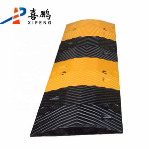 Car safety 500*350*50mm Durable Rubber Driveway  Speed Bump Ramp PORTABLE RAMP