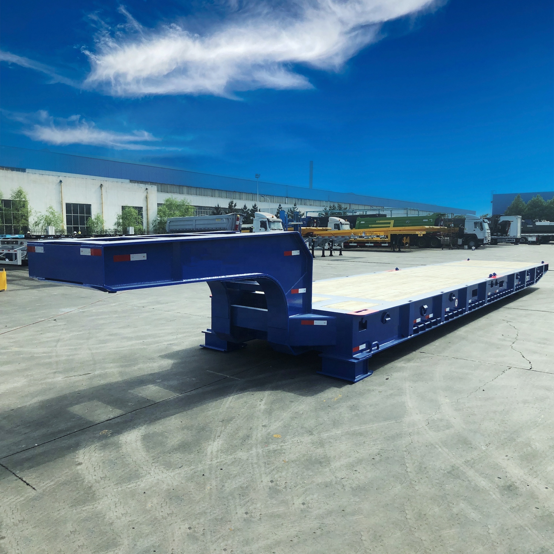 20ft 40 Ton Fixed Gooseneck FGN Mafi Trailer Roll Trailer for heavy static goods and materials in the maritime shipping industry