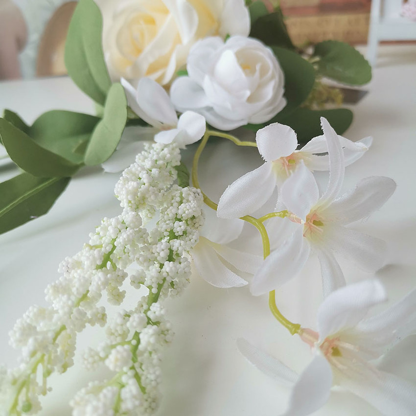 New New High Quality For Home Decoration Popular White Artificial Flower Spray