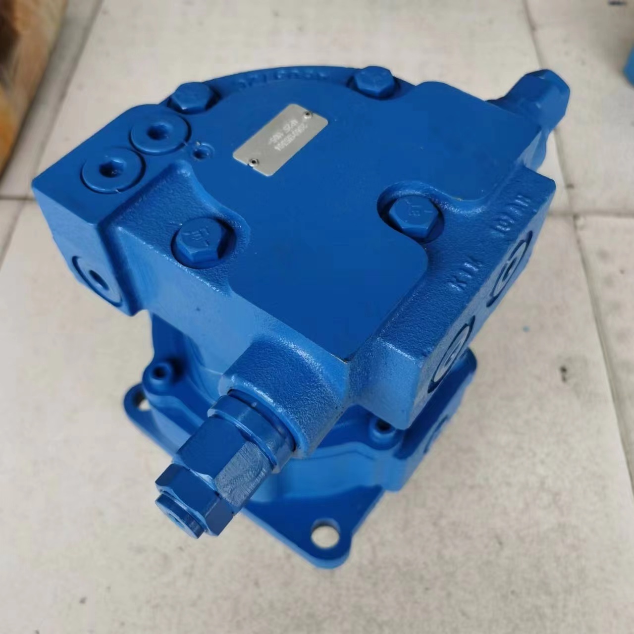 Hangood Excavator Parts CAT301.7D Swing Motor without Gearbox 5272610 Slewing motor for E301.7 excavator