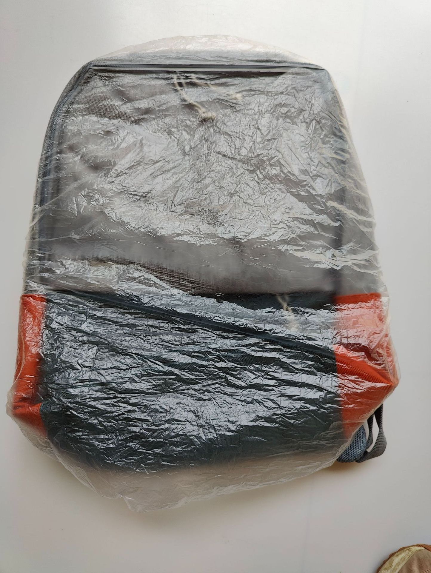 Wholesale Outdoor Sport Rucksack Backpack Cover Disposable Rain Plastic Backpack Cover Back Side Bags Rain Covers