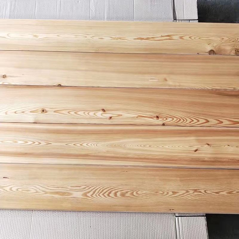 Multi Layer Three Layer Siberia Larch Pine SYP Lumber Timber Wood Softwood Larch Wide Plank Board Wood Decking Flooring