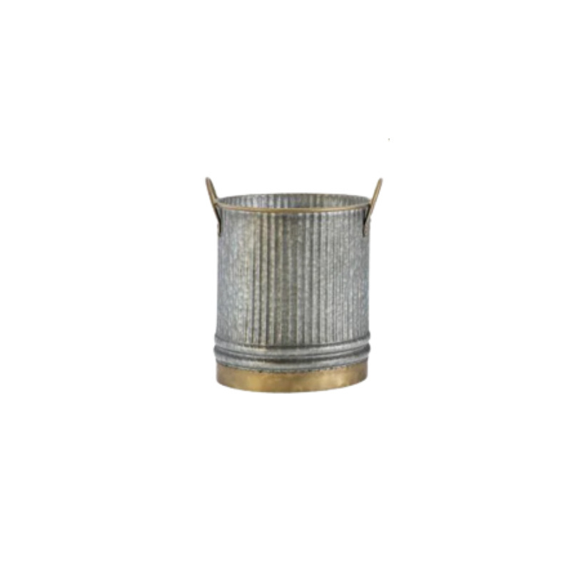 Made in India Trendy Designed Outdoor Planter with High Garde Metal Planter For Outdoor Decoration Uses At Low Prices