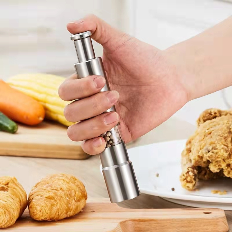 Wholesale kitchen 2 in 1 handmade Hand Grain Chili Spice Shaker Premium Manual Stainless Steel Salt and Pepper Grinder Mill