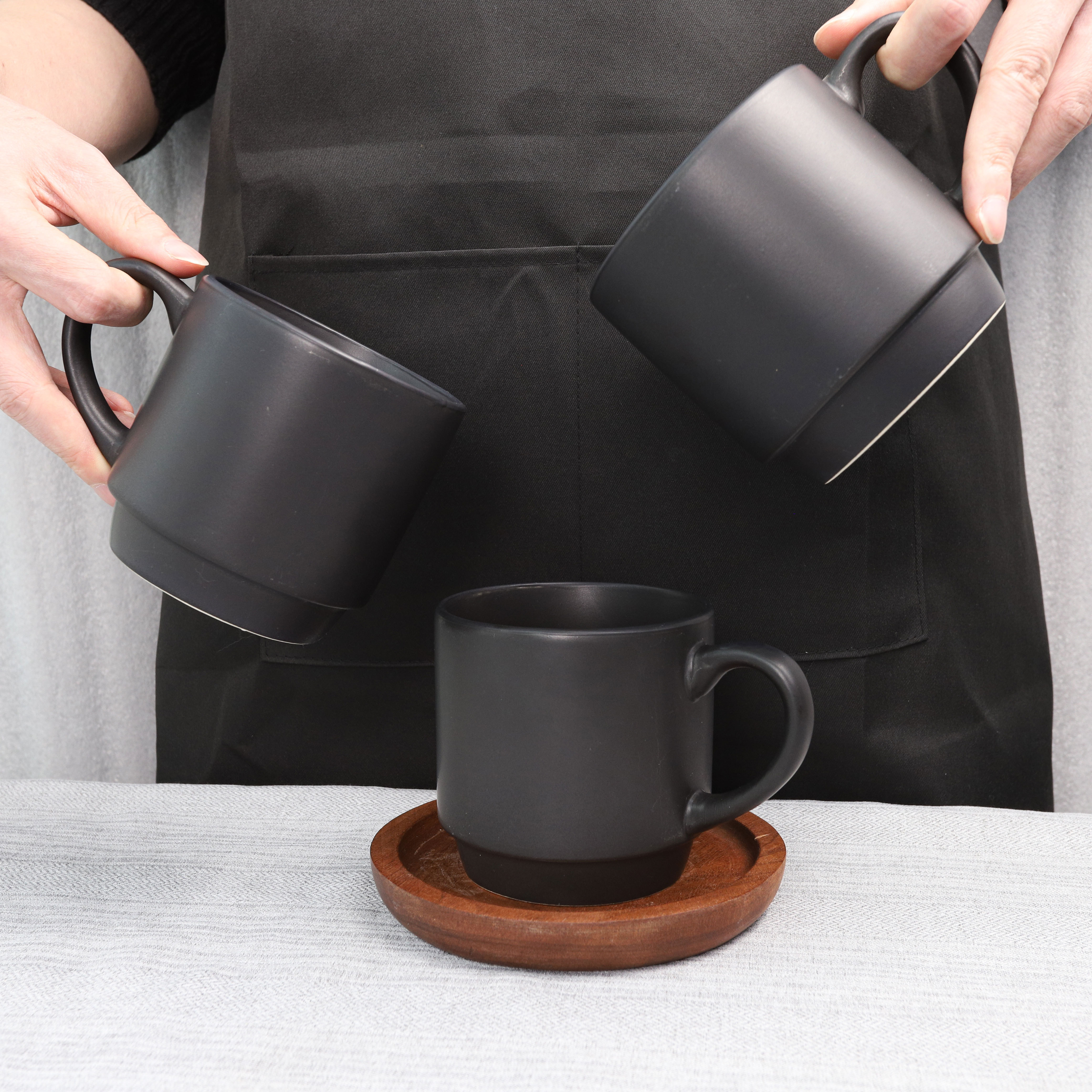 coffee drinks cappuccino latte Americano tea set of 4 black 14.5 oz porcelain cup stackable mugs with metal stand