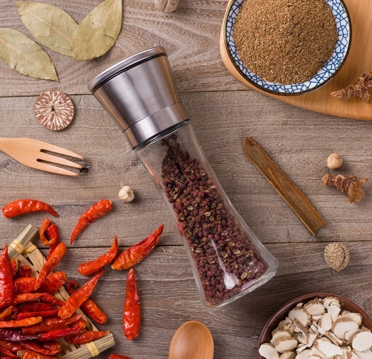 Manual Stainless Steel Spice grinder Salt and Pepper Grinder ,Salt & Pepper Mill with Portable glass bottle