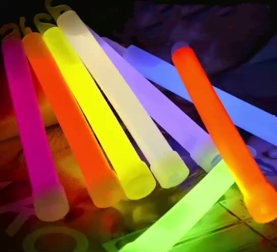 Wholesale Emergency Glow Stick with Hook Light Stick Outdoor Light up sticks