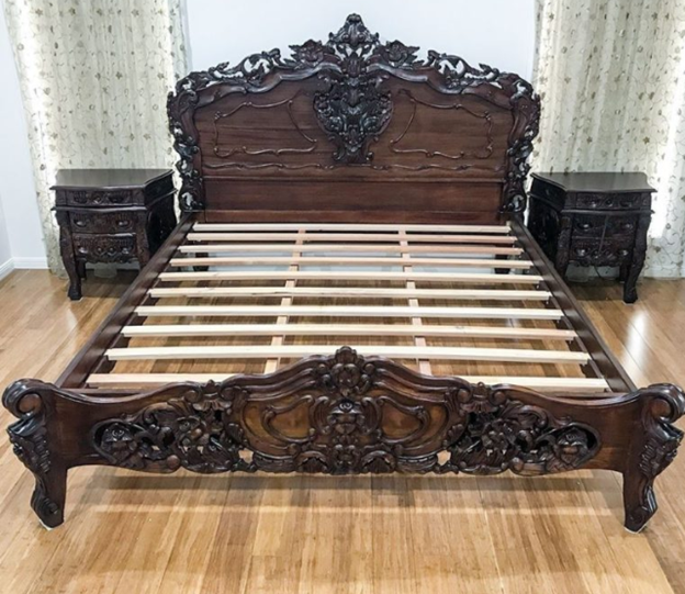 Antique Style Solid Wood Bed Frame Product