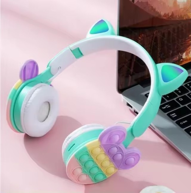 Flash Lamp Cute Cat Ears wireless Headphone BT5.0 Stereo With Mic Support TF Card Wireless Kids Girl Earphone Birthday Gift