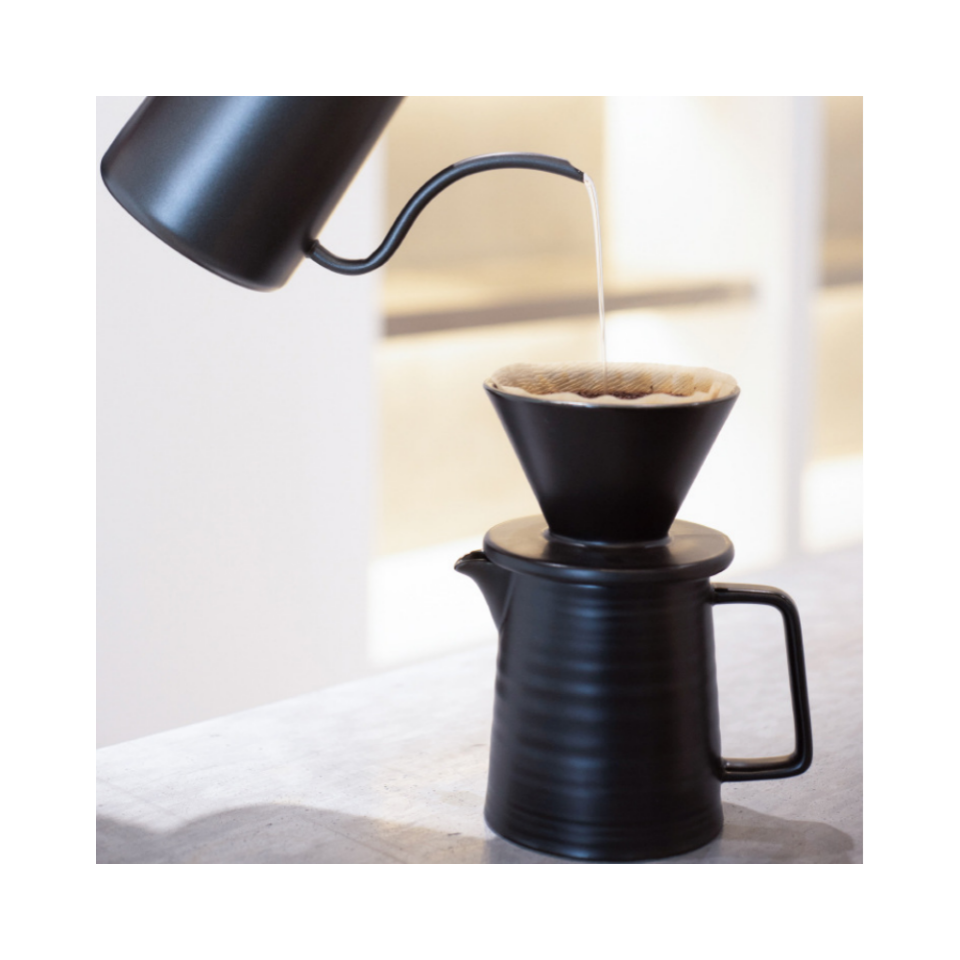 Wholesale Luxury Black Ceramics Pour over Coffee Maker and Filter Set Custom V60 Coffee Dripper Teapot with Coffee Pot Design