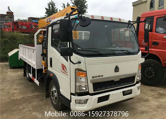 New HOWO truck crane 4 ton small dump trucks with crane