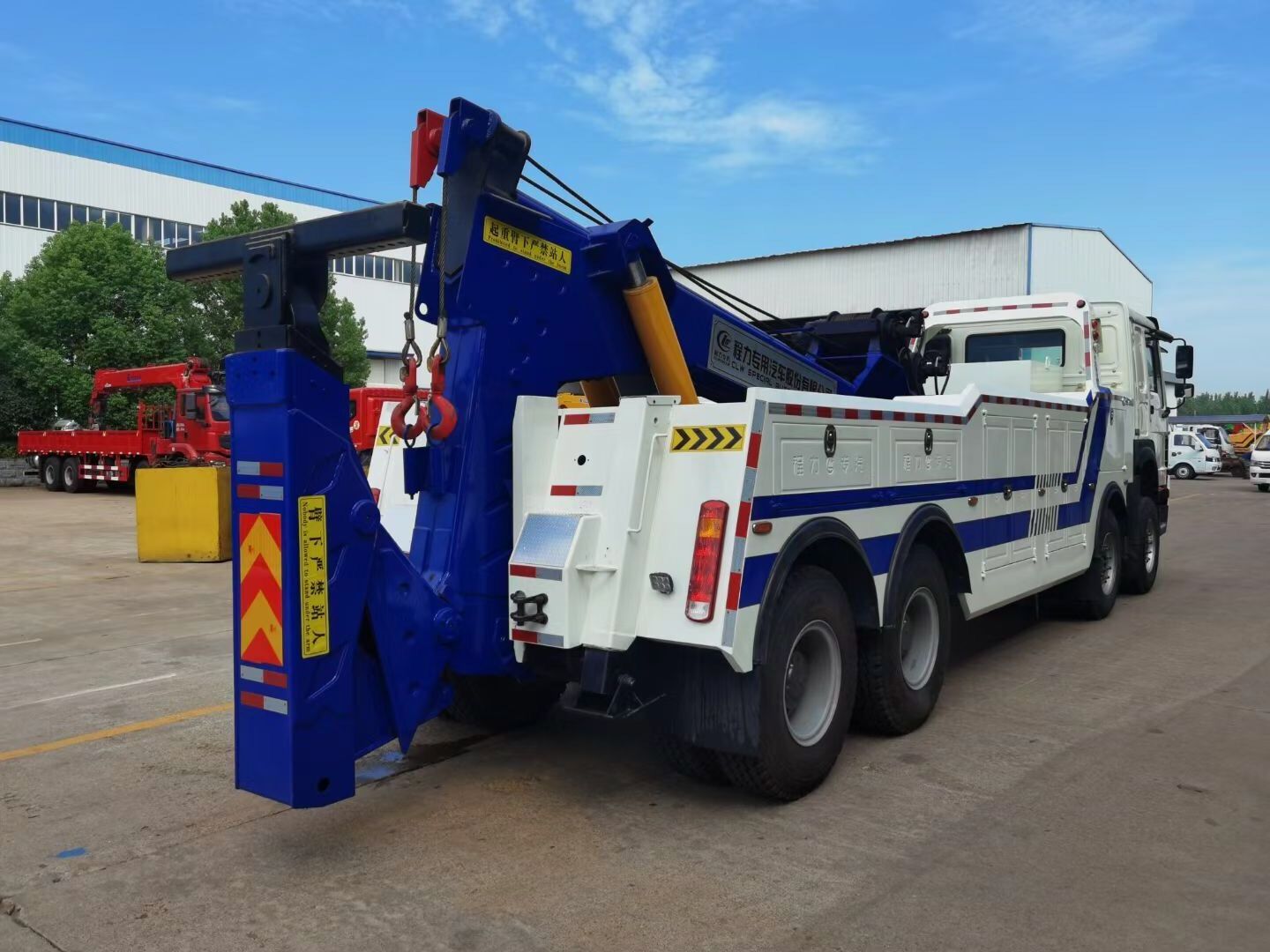 Brand New 20 Tons Tow Truck Wrecker Recovery Truck In Stock