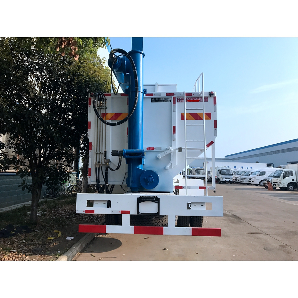 Dongfeng 15T  6X2 3000 Liters Bulk Feed Tank Truck chicken feed dilivery truck in low price