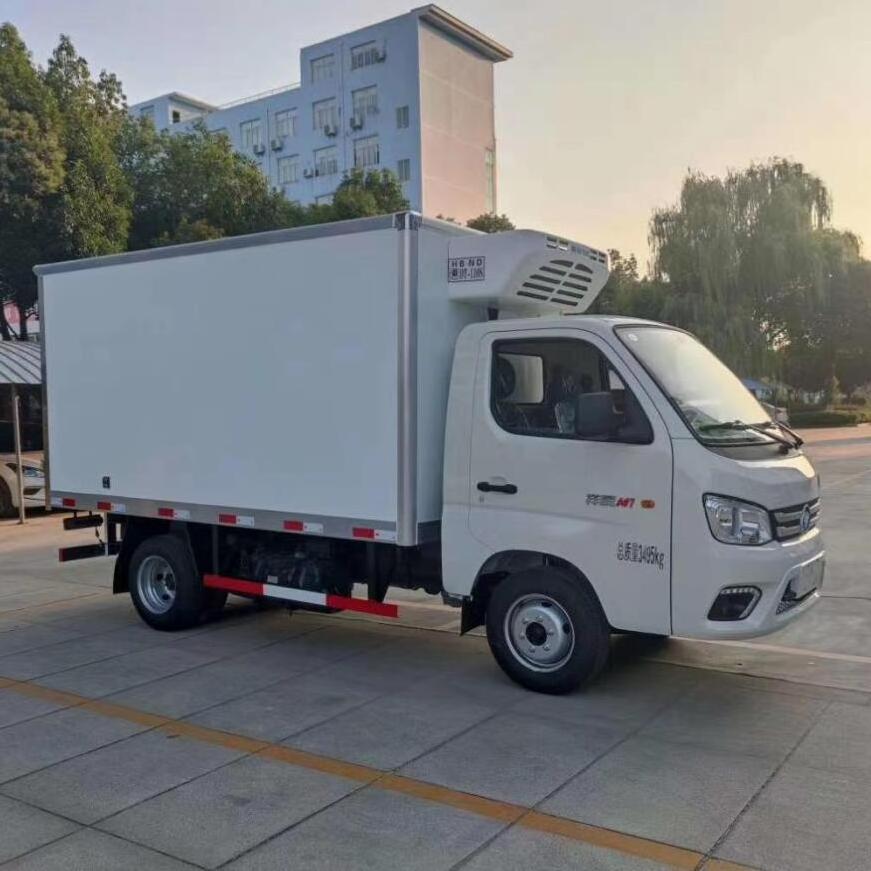 FOTON 4X2 1.5Ton  refrigerated truck freezer truck mini  box refrigerate truck for sale