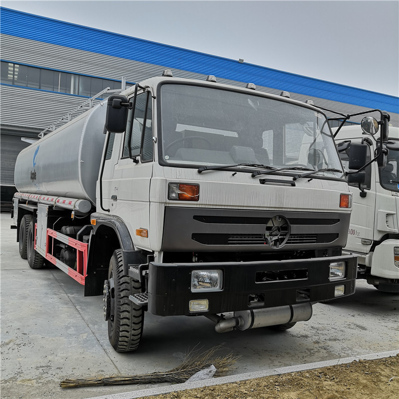 Brand New 25000 Litres Oil Tanker Fuel Tank Truck For Sale