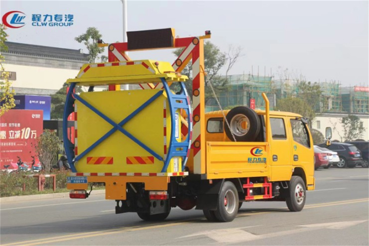 Dongfeng dollicar traffic crash proof truck Anti Collision Buffer Truck clw group directly sale