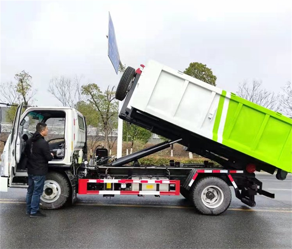 Brand New Mini 3-6 Ton Hook Lift Garbage Truck Hook Arm Lifting Garbage Truck with hydraulic system