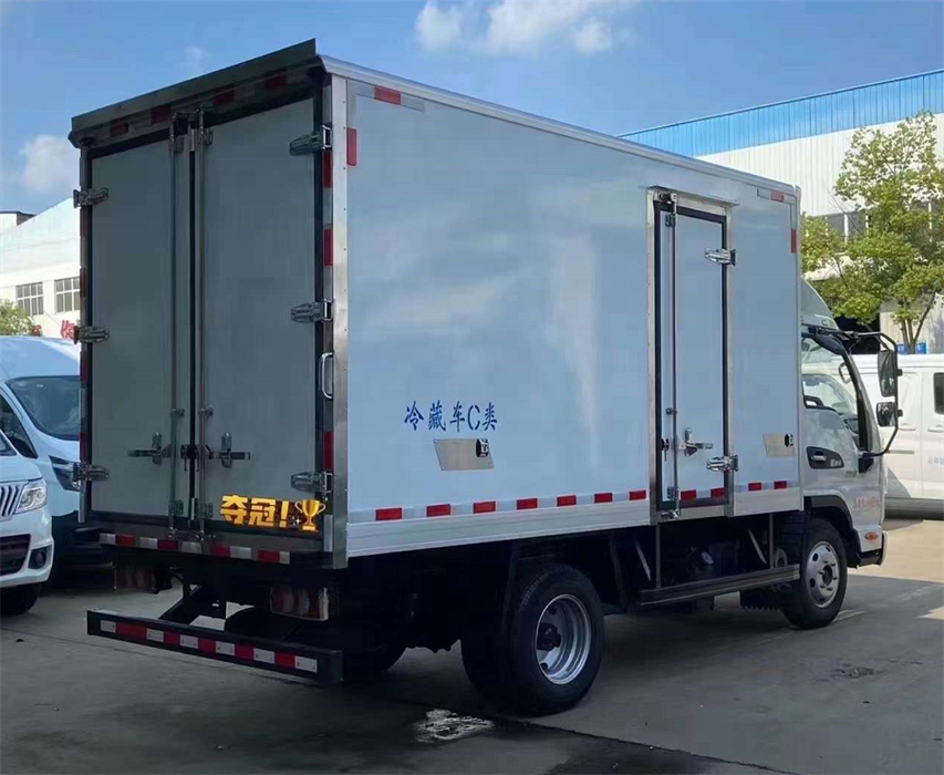 High Quality JAC Refrigerated Truck cooling van Refrigerated Medium Size Box Truck