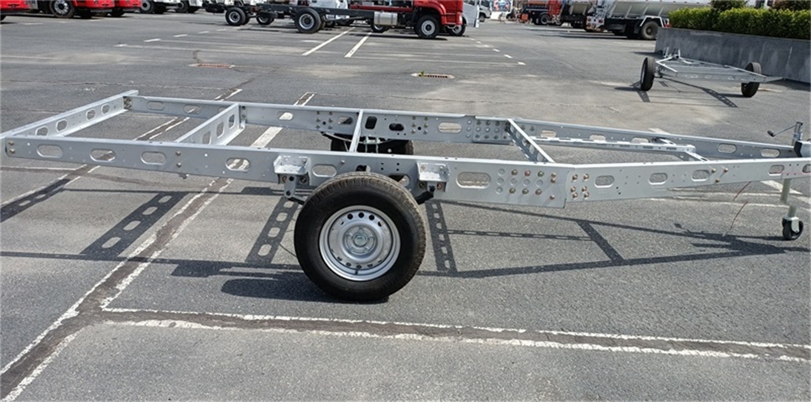 Low price single axle chassis of travel trailer caravan house frame for sale