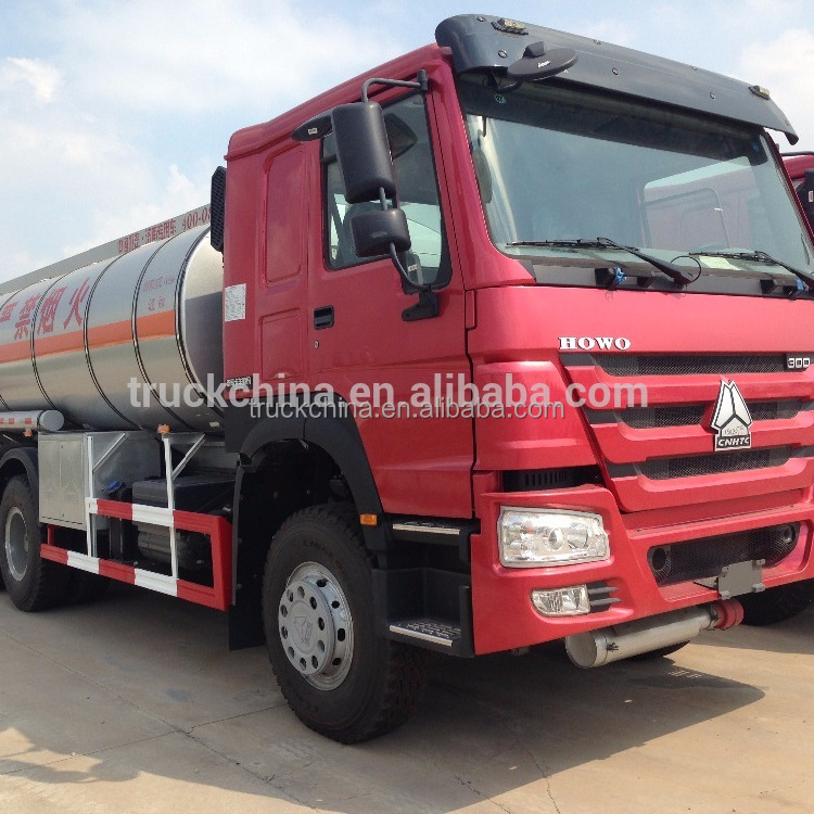 Sinotruk HOWO 6x4 16000 Liters Oil Tanker Fuel Tank Truck Capacity