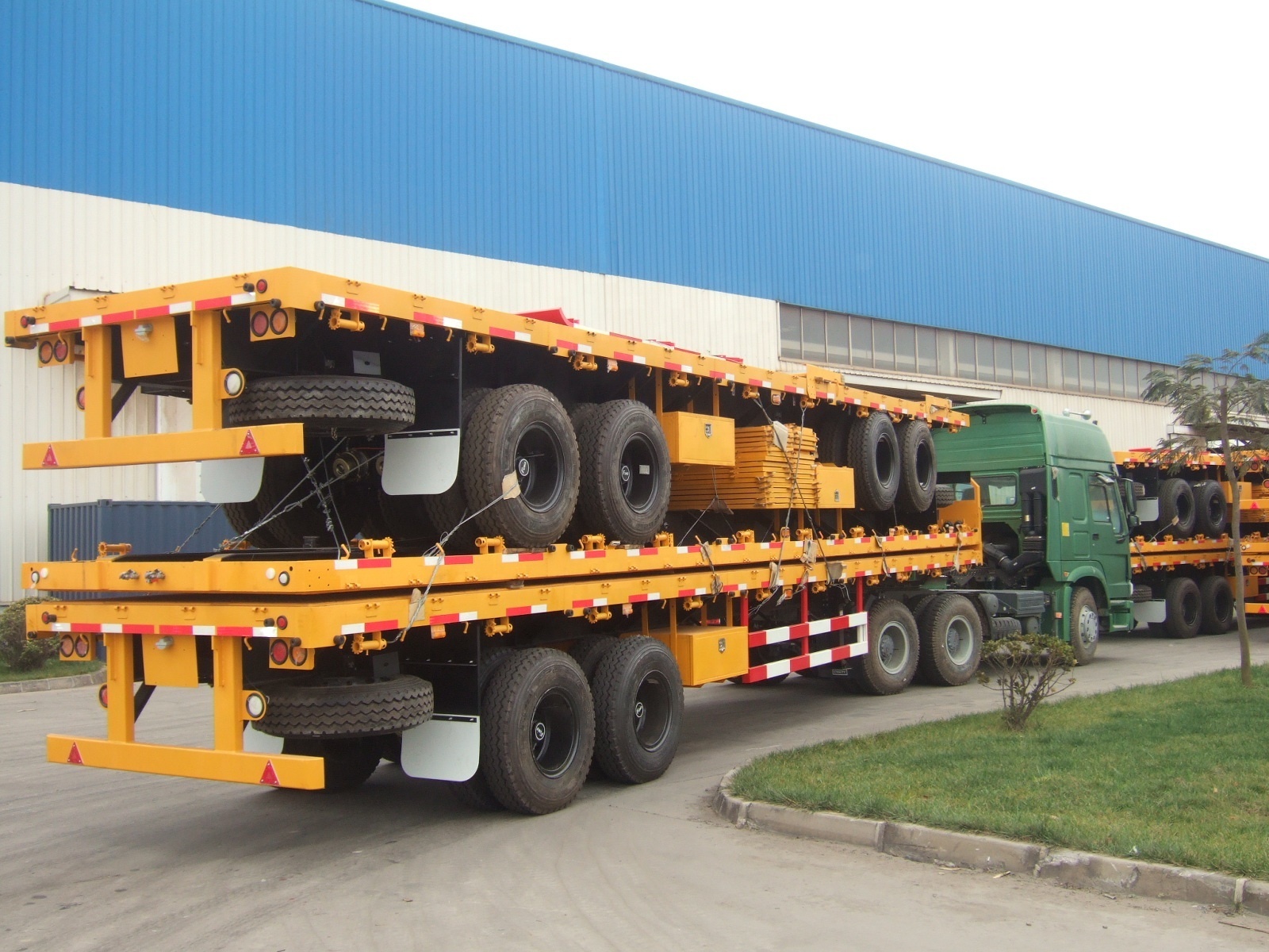 China factory used flatbed container trailer flat bed 3 axles trailers for sale