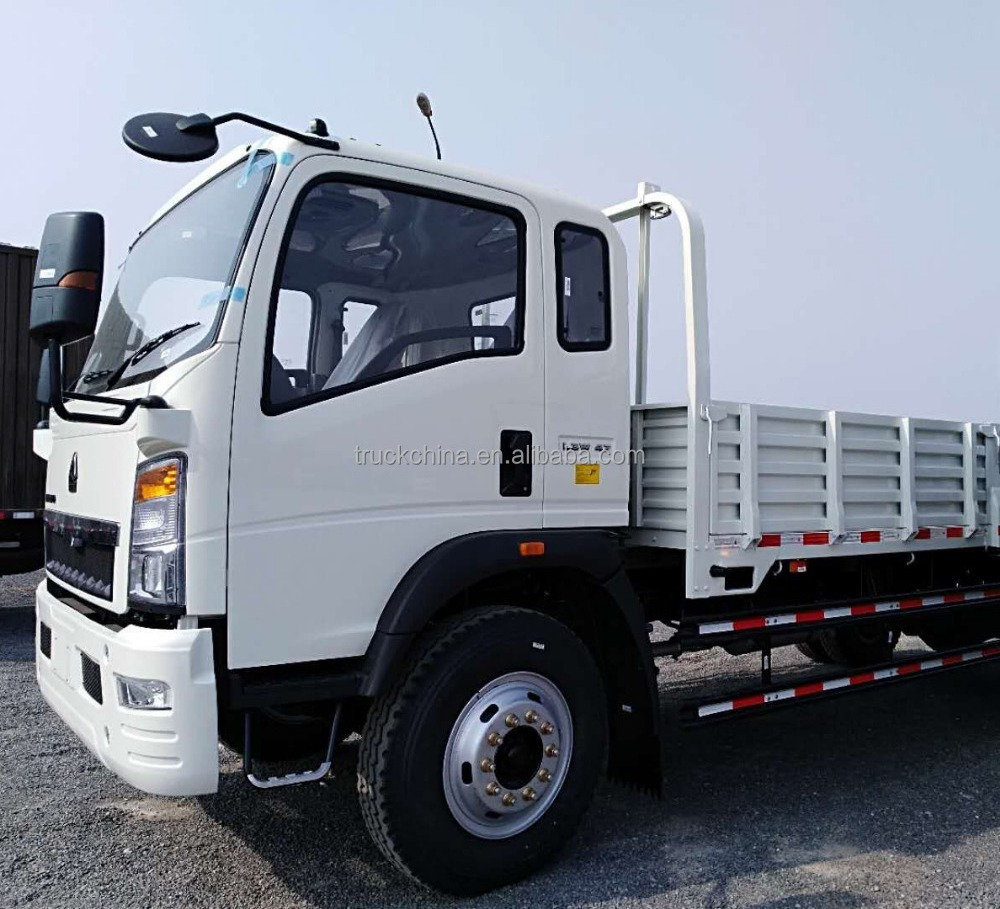 Sinotruk Howo Small Cargo Truck 4x2 2 ton Lorry Truck for sale