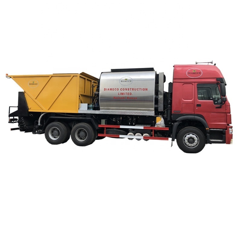 Sinotruk HOWO 6x4 Synchronous chip sealer/asphalt spreader trucks sale