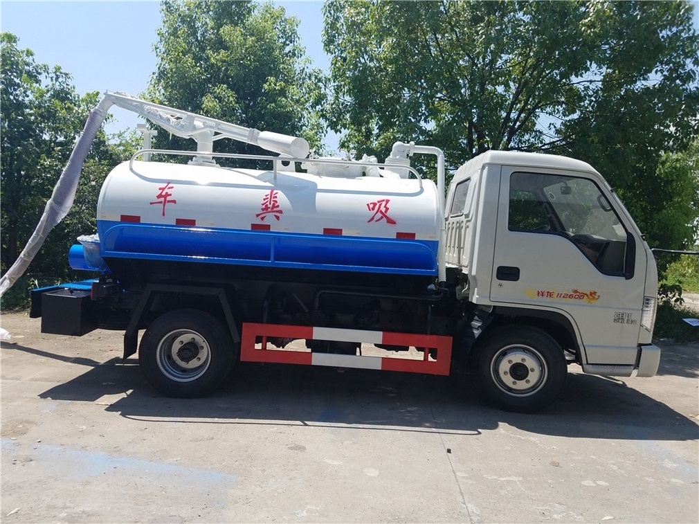 4X2 forland 5000LITERS CESSPIT EMPTIER TRUCK VACUUM PORTABLE TOILET LIQUID COLLECT FECAL TANKER TRUCK HOT SALES