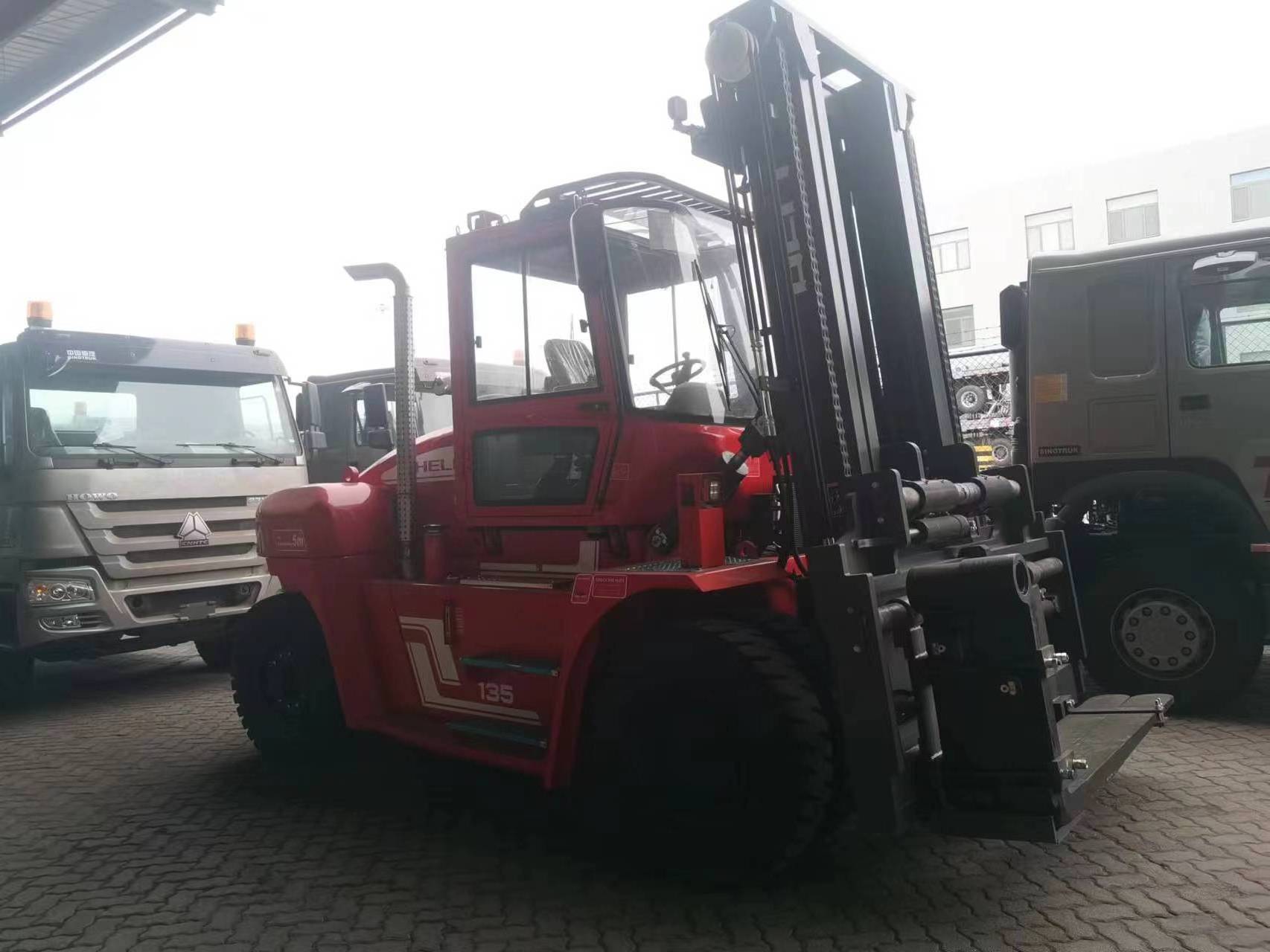 HELI 13.5ton Diesel Forklift CPCD135 Heavy Forklift And Spare Parts On Stock