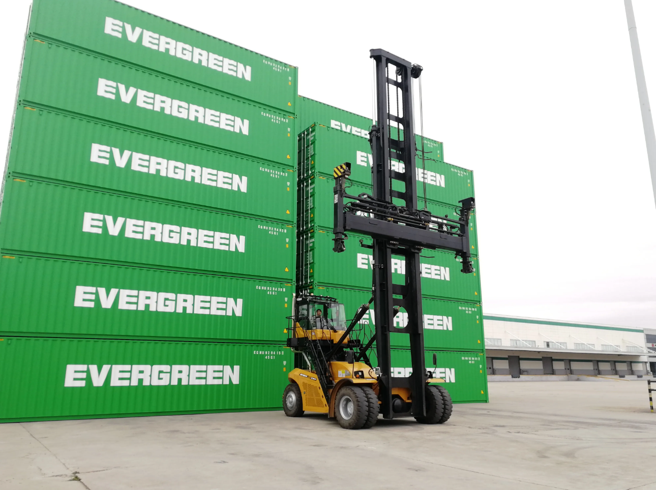 9ton 7 Stack Forklift Empty Container Handler SDCY90K7H2 for 20/40FT