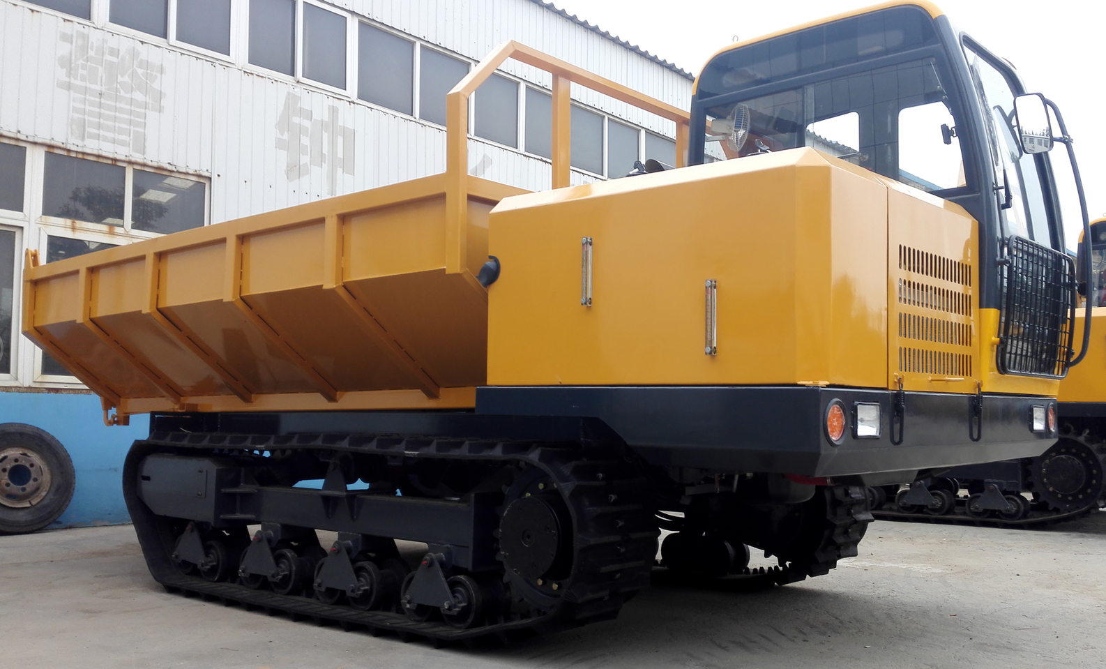 6 Ton High Operation Crawler Dumper Mini Self Loading Crawler Dump Truck