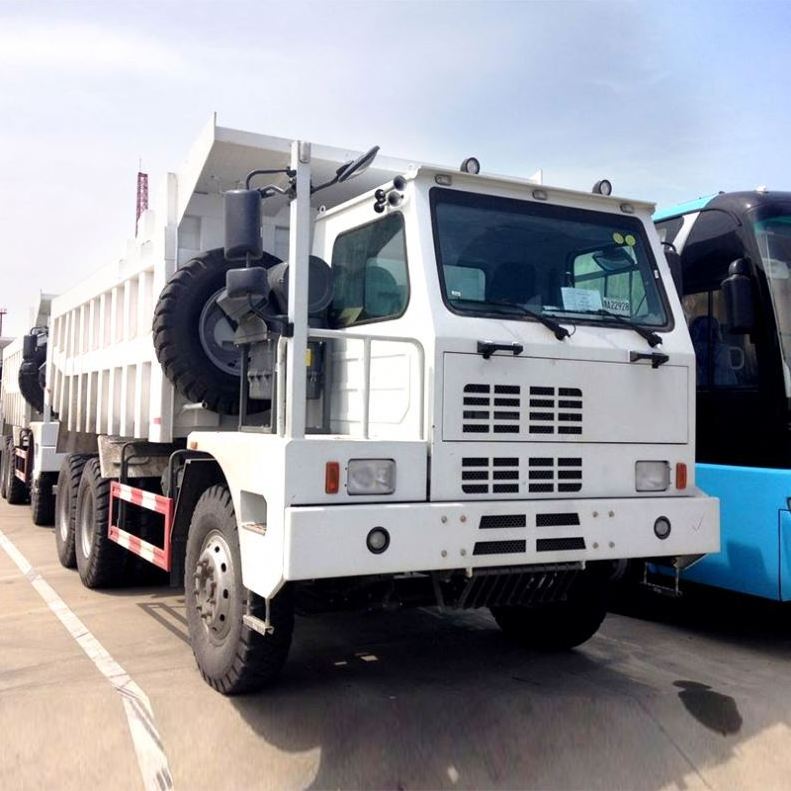 Factory Sale New Cargo Sinotruk HOWO 25tons Tipper Dump Truck with 6*4 12wheels