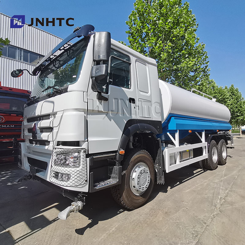 New Sinotruk Howo 4x2 Water bowser Tanker Truck water  Water Sprinkling Tank Truck Price