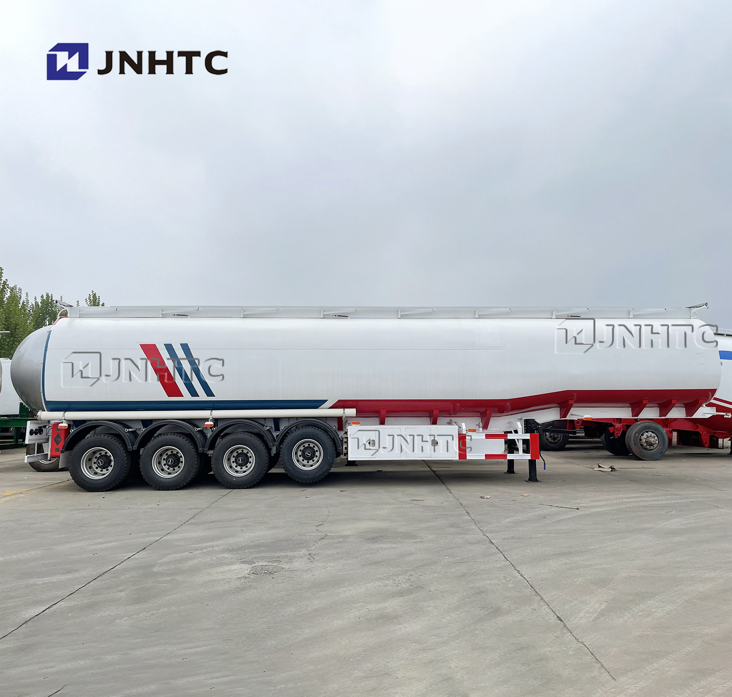 Hot selling fuel and oil tank trailer 3 axles 42000L crude oil tank tanker trailer for tractor