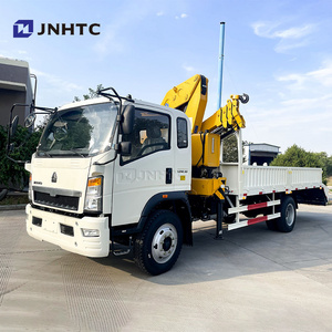 HOWO Cargo Tow Crane Truck with Ladder 10 Tons Telescopic Extend Boom Truck