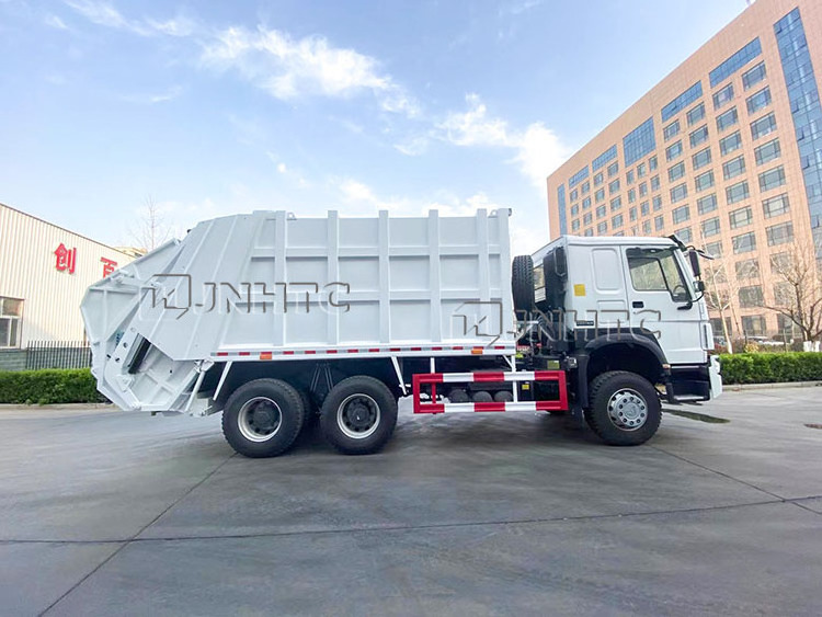 SINOTRUK HOWO 4x2 Compacted Garbage truck 12m3