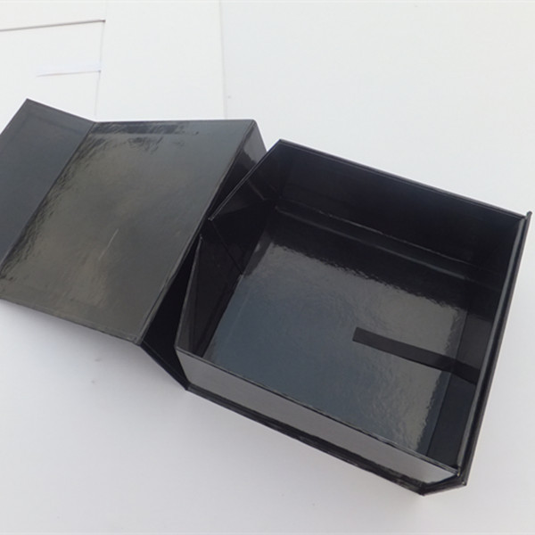 Customized Glossy Lamination Black Paper Folding Box Packaging For Belt