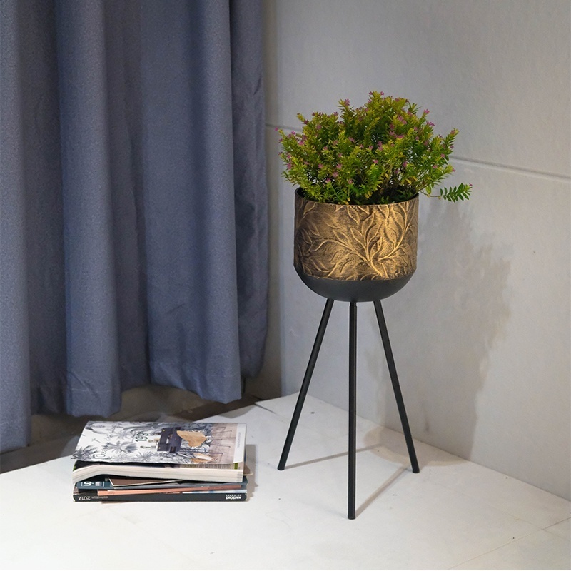 Modern Metal Black Brush Gold Flower Pot Stand with Flower Pattern for Home Planter for Garden