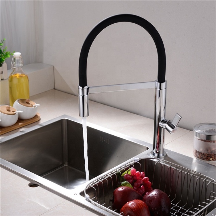 Solid Brass Kitchen Faucet Pull Out Down Sink Mixer Tap 360 Swivel Spout Hot and Cold Water Torneira,Matte Black White Chrome