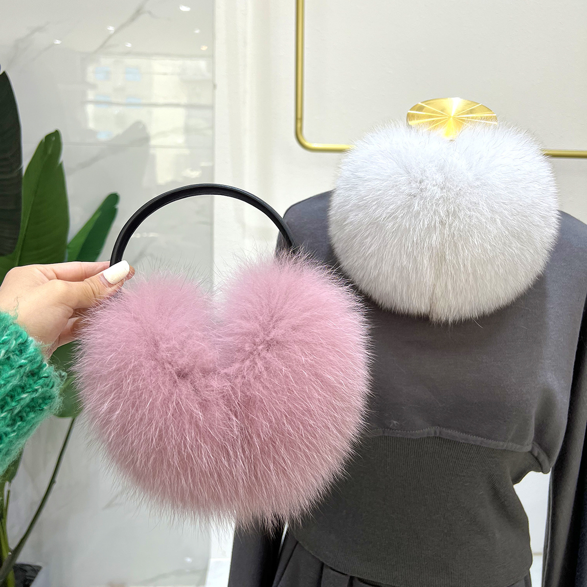 2024 Ladies Winter Luxury Authentic Fox Fur Earmuffs Warm Girls Wear Real Fox Fur Foldable  Earmuffs Headphone