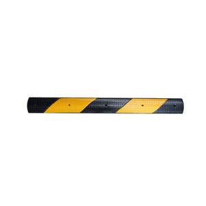 1000X100X20mm Safe Lane Road Cable Ramp Rubber Steel Speed Bump