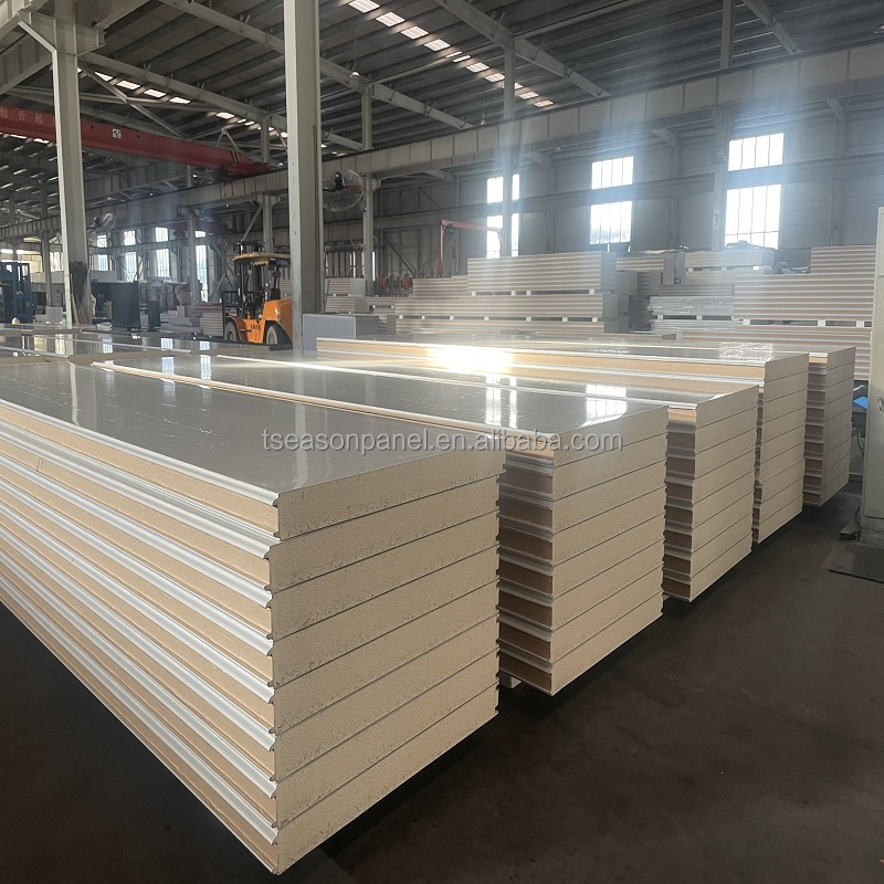 Building Materials Lightweight Thermal Insulation Roof Corrugated Board Design PU polyurethane sandwich Panel