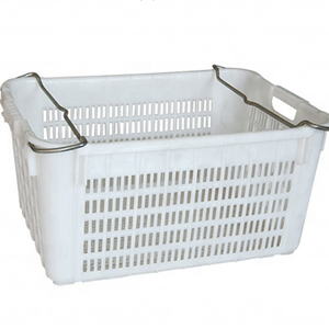 Vegetable plastic crate with metal handle