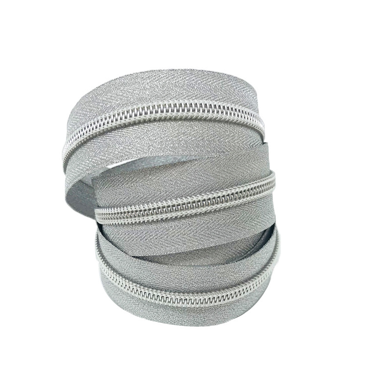 Sales silver teeth 5 nylon zipper belt long chain for wallet, backpack use beautiful sliver teeth match silver tape