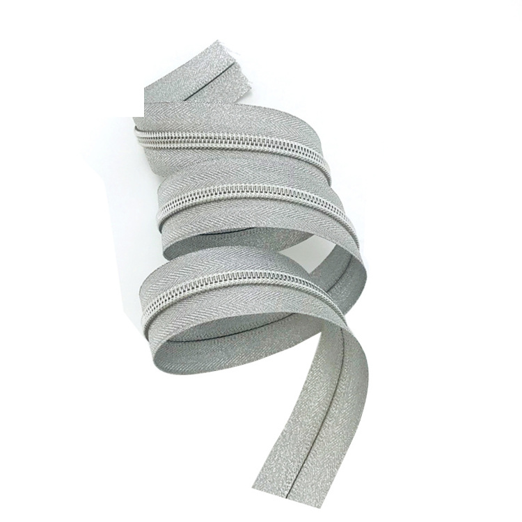 Sales silver teeth 5 nylon zipper belt long chain for wallet, backpack use beautiful sliver teeth match silver tape