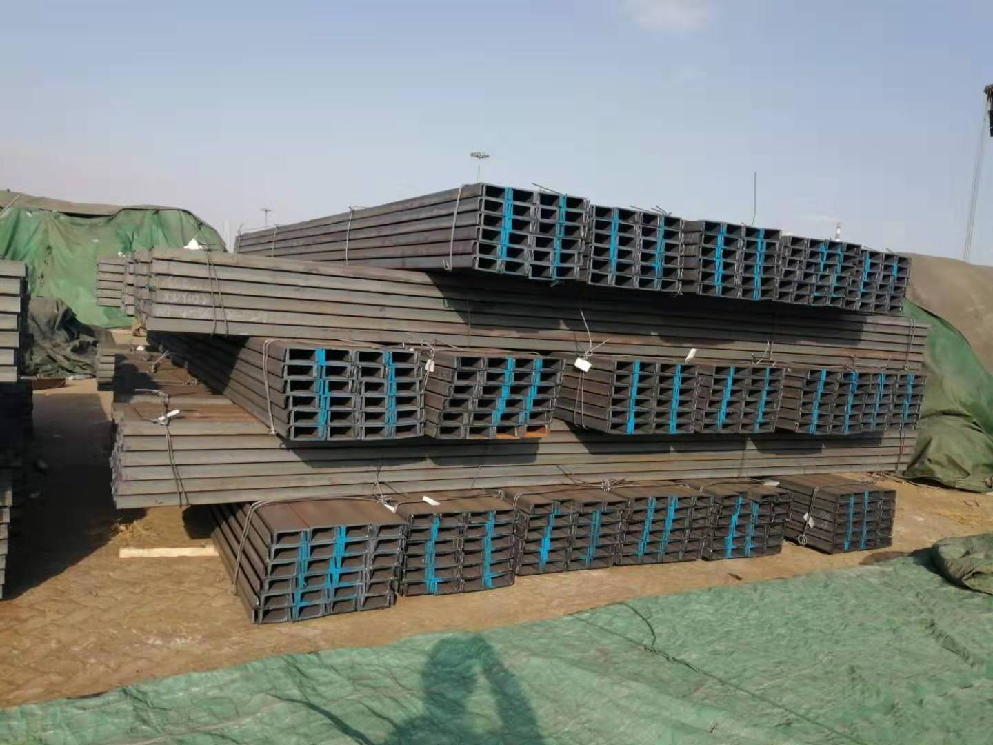 Hot sale q235 channel steel size SS400 channel section hot rolled steel u beam channel bar