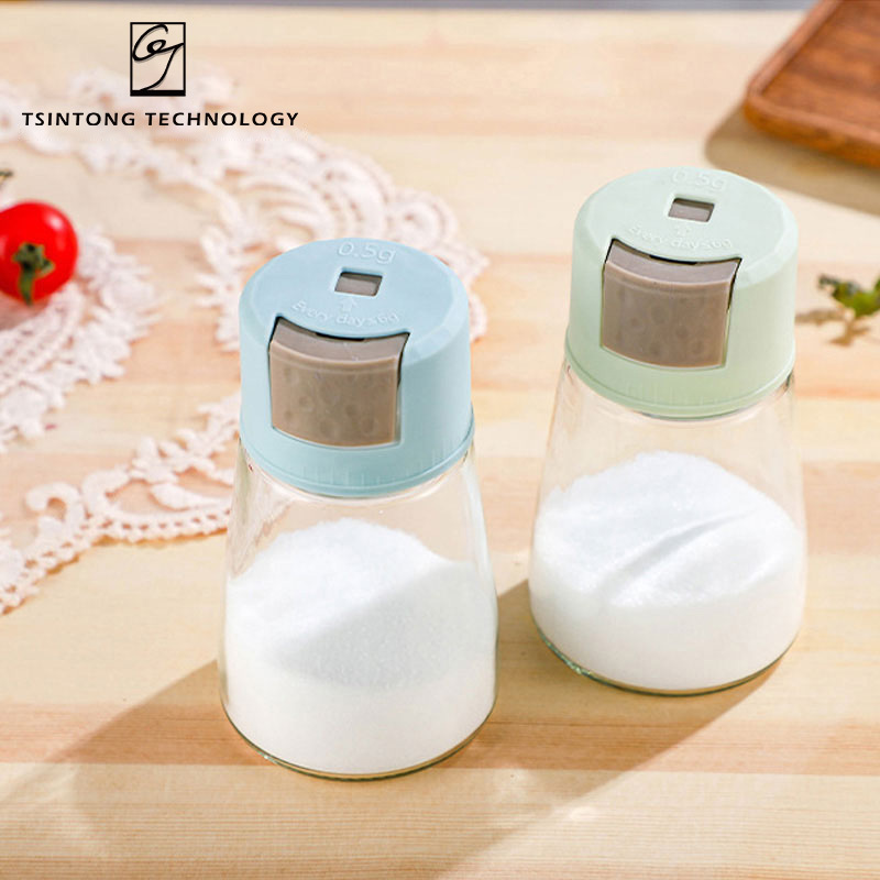 Wholesale 180ml 6oz User Friendly Press Type Metering Salt Shaker Quantitative Salt Seasoning Glass Bottle for Kitchen