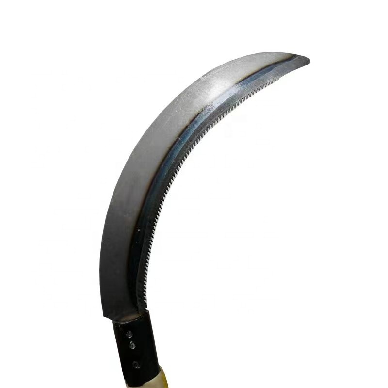 Carbon Steel  Grass Tooth Sickle with Wooden Handle On Hot Sale Hand tools Grass Tooth Sickle Japanese Style Farming Sickles